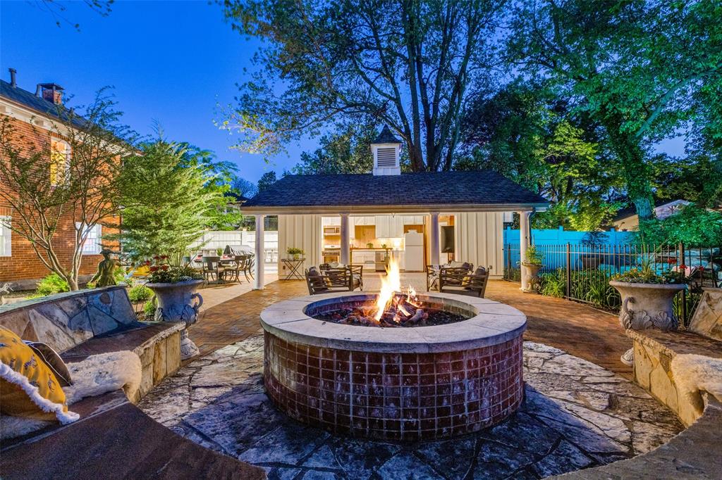 Mckinney Outlots - Residential