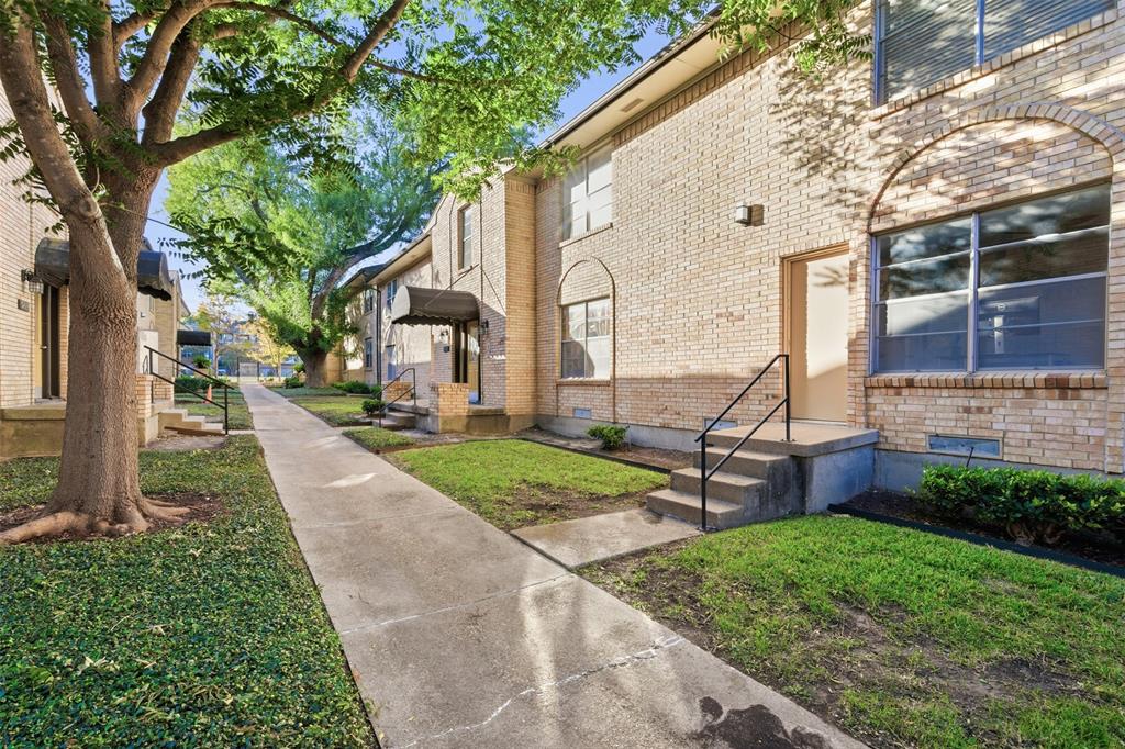 Sandhurst Plaza Condo - Residential