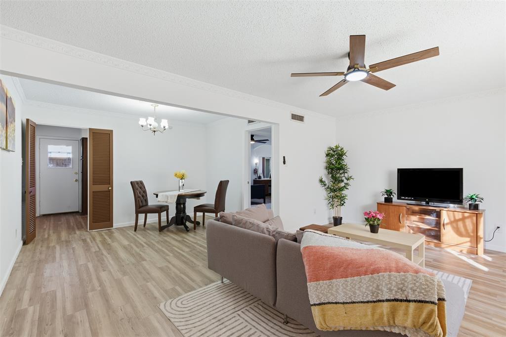 Sandhurst Plaza Condo - Residential