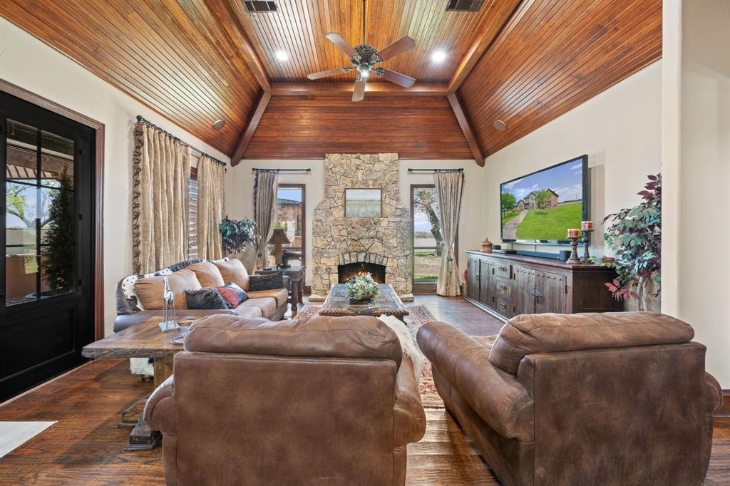 AB 2460 E TAYLOR - Residential