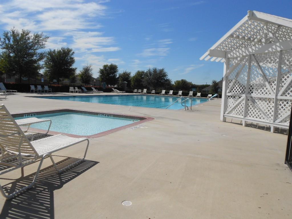 Villages At Spring Lake The - Residential