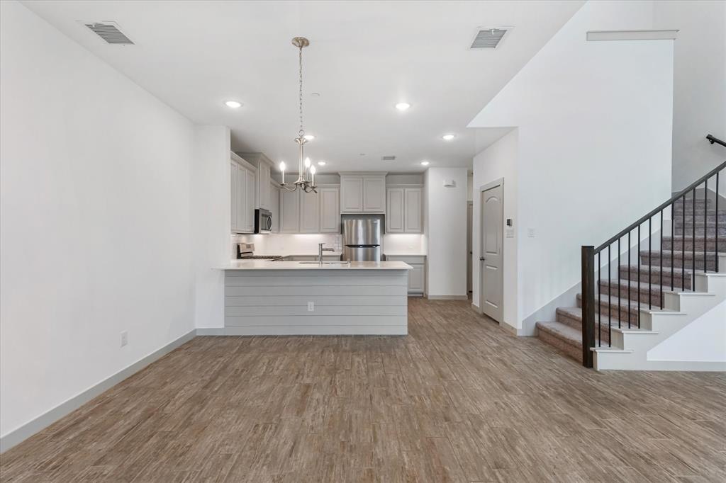 Apples Crossing - Residential