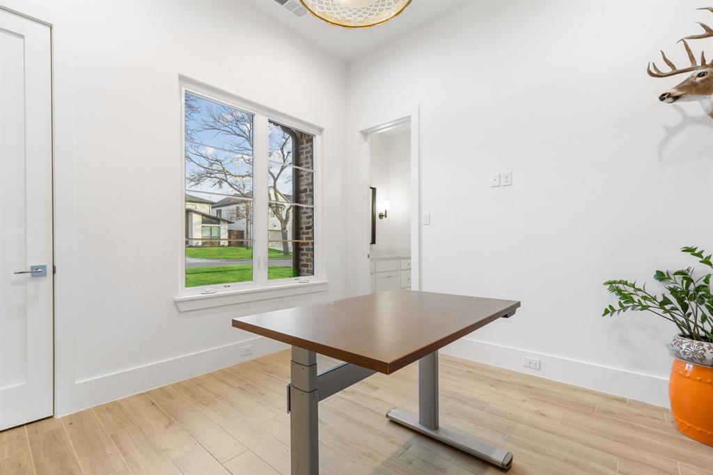 Marsh Lane Add - Residential Lease