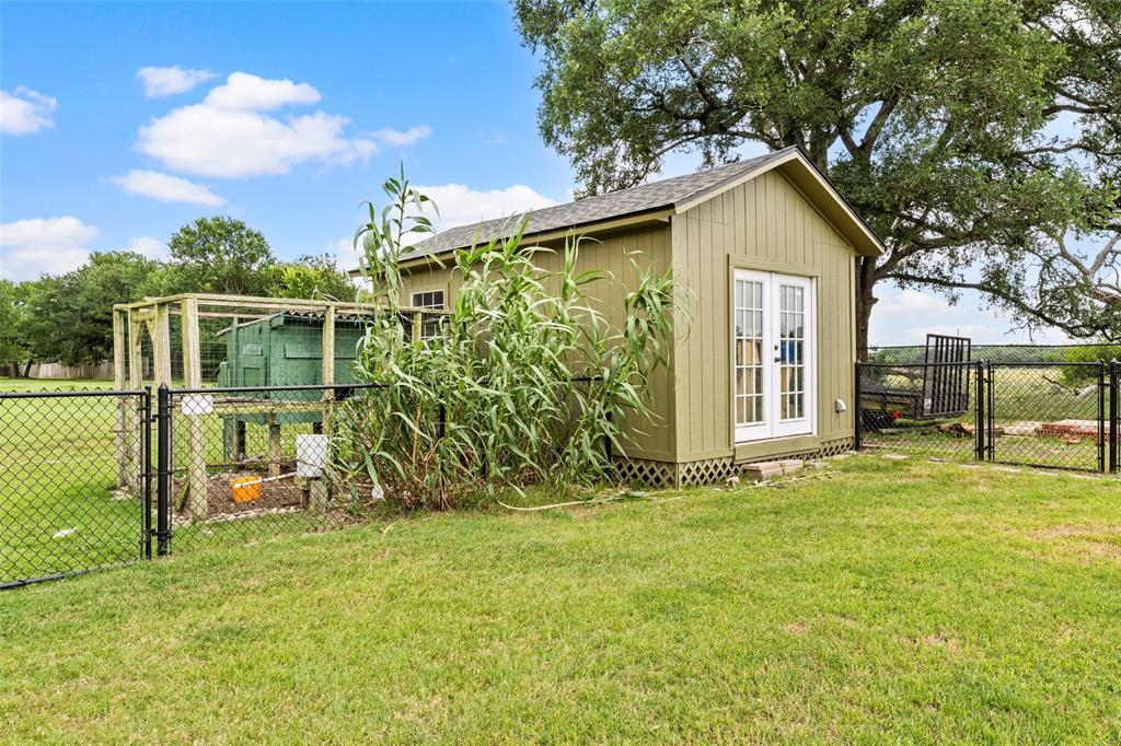 Three 17 River Oaks - Residential