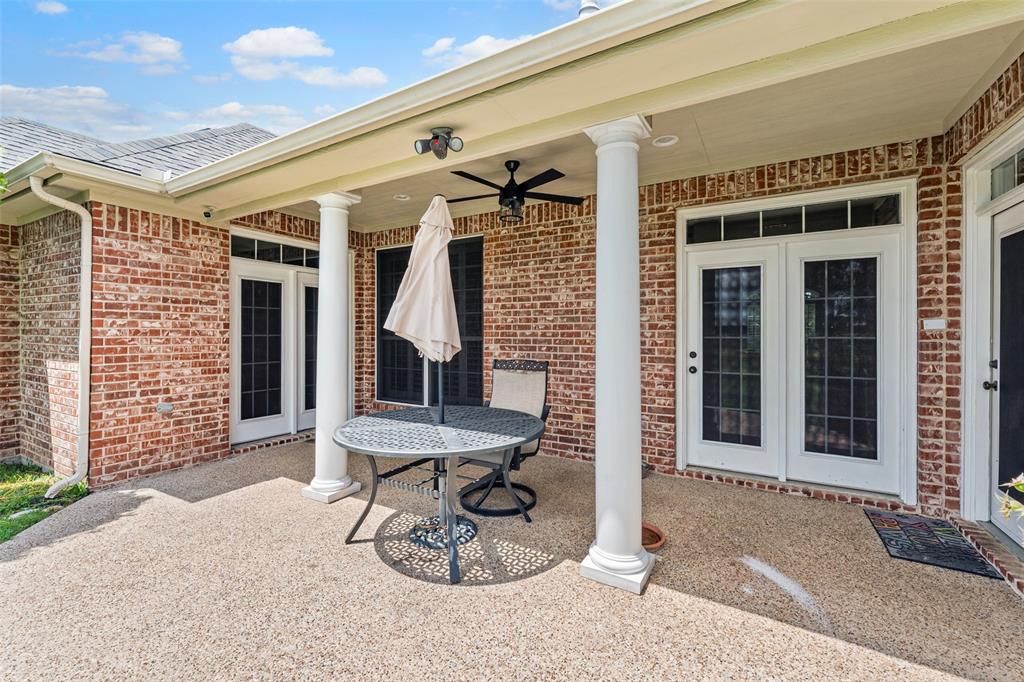 Three 17 River Oaks - Residential
