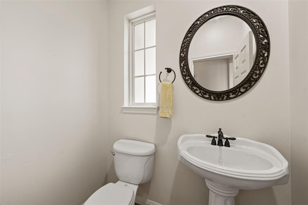 Three 17 River Oaks - Residential