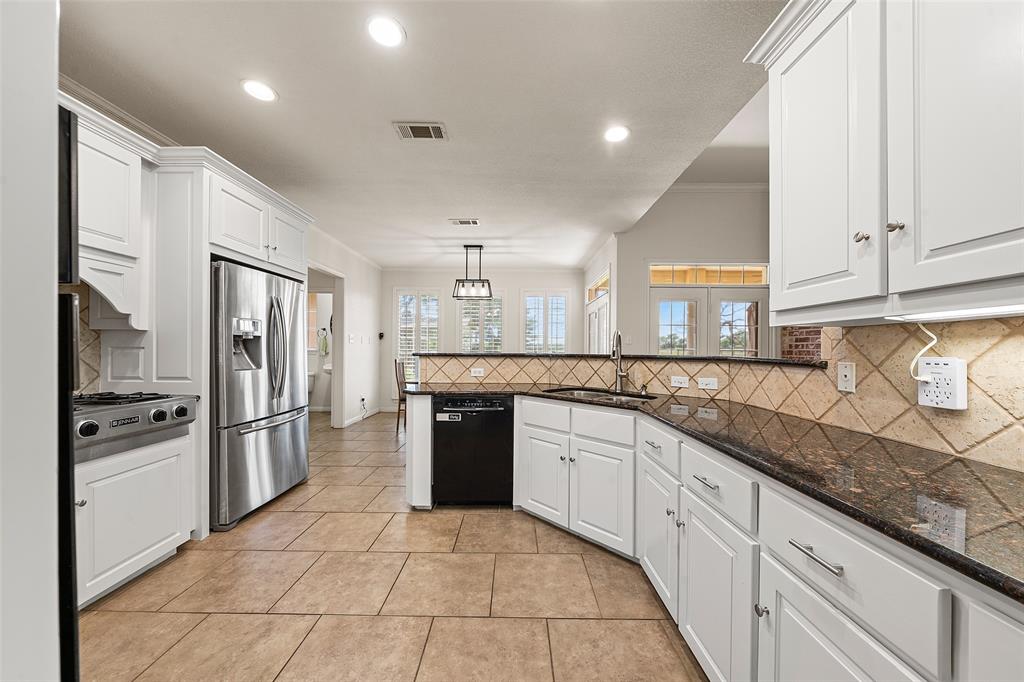 Three 17 River Oaks - Residential