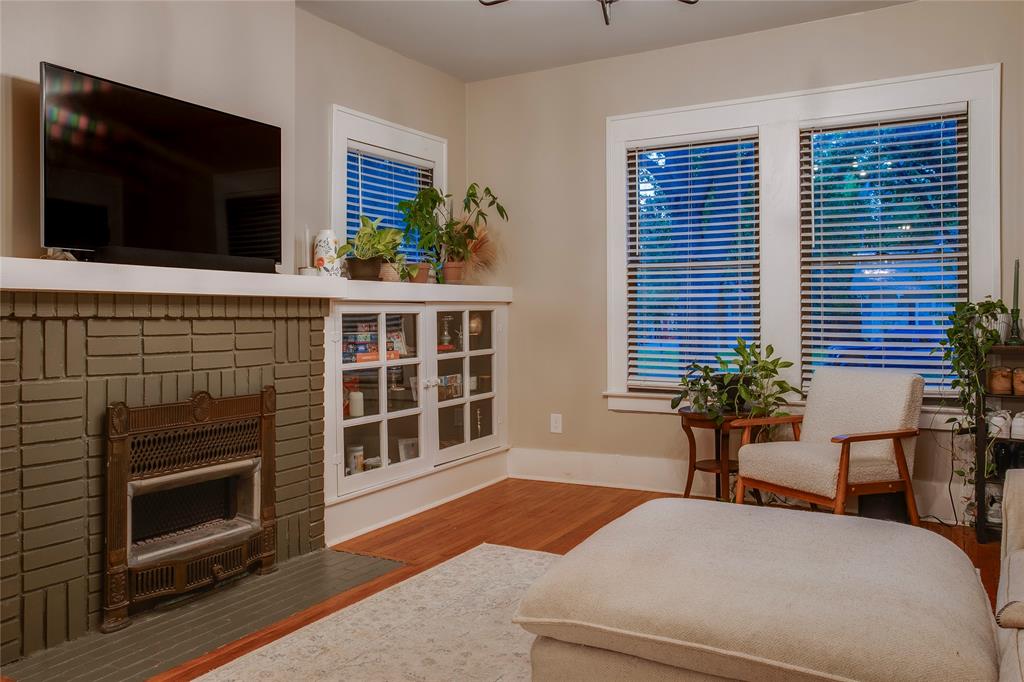 Oak Cliff Annex - Residential