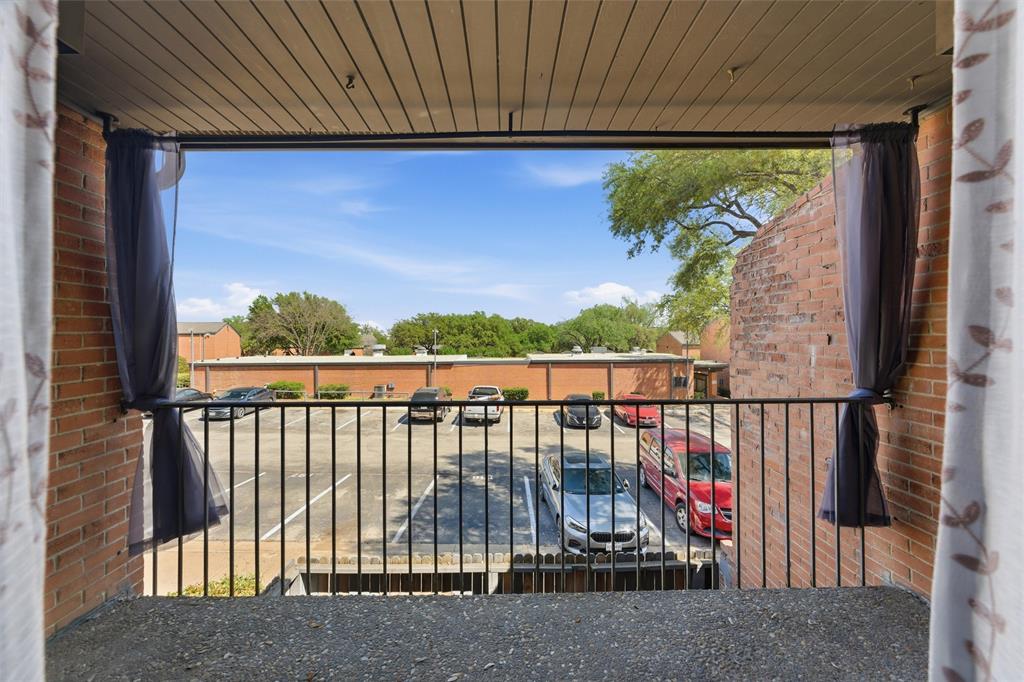 Castillian Condo The - Residential