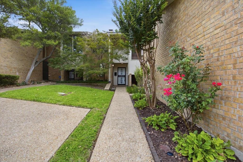 3737 Hulen Park - Residential