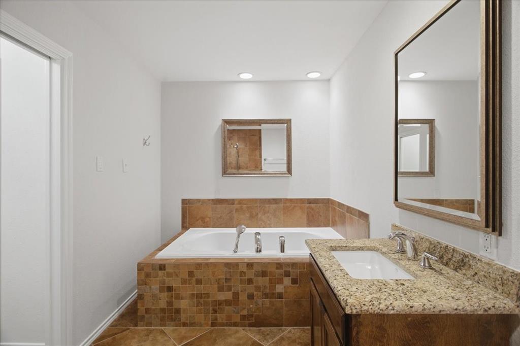 3737 Hulen Park - Residential