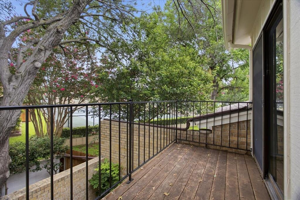 3737 Hulen Park - Residential