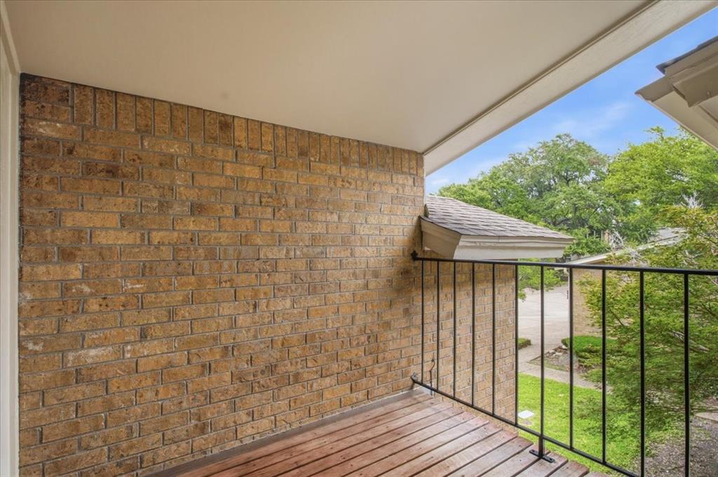 3737 Hulen Park - Residential