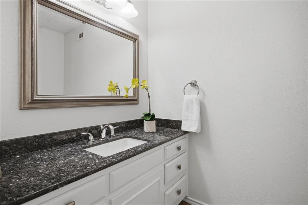 3737 Hulen Park - Residential