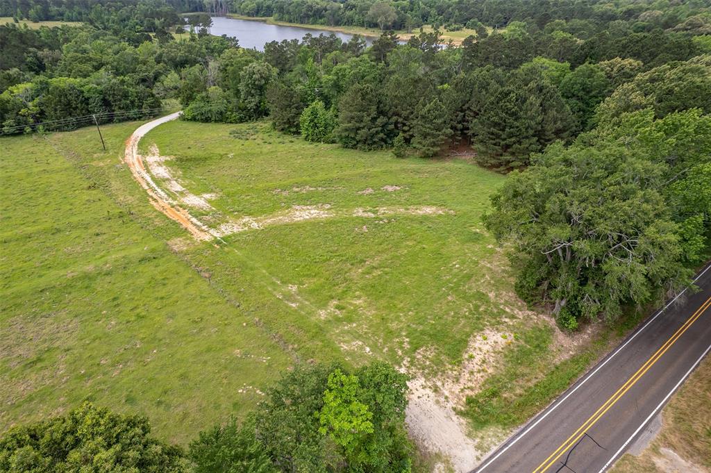 ABST A0737 E NEWBERRY - Land