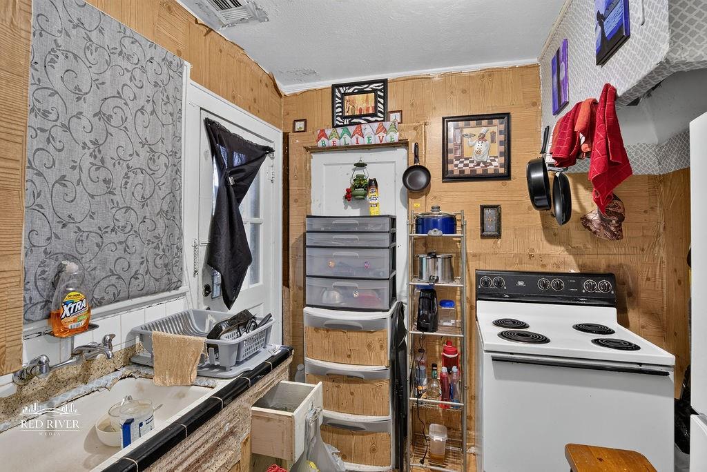 GLENDALE PARK - Residential Income