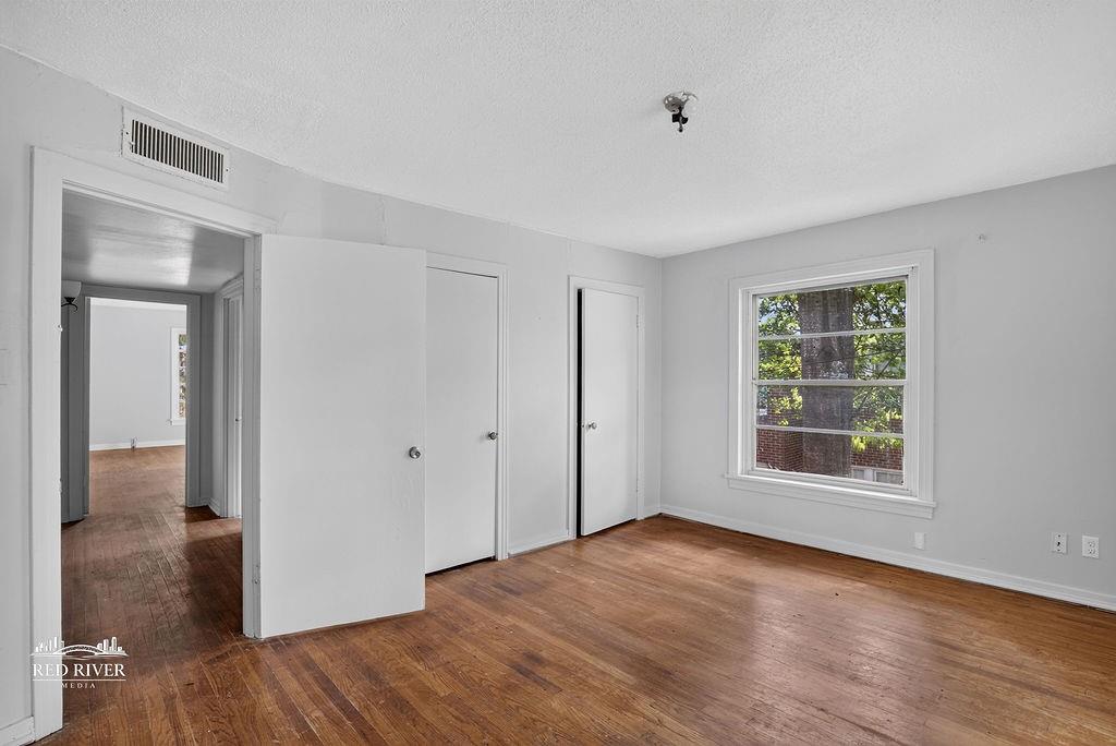 GLENDALE PARK - Residential Income