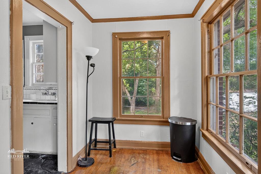 GLENDALE PARK - Residential Income