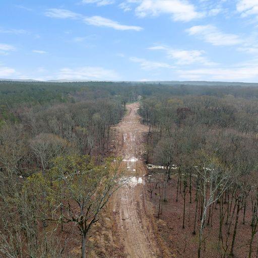 Broken Bow - Land