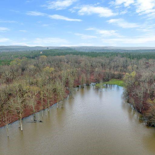 Broken Bow - Land