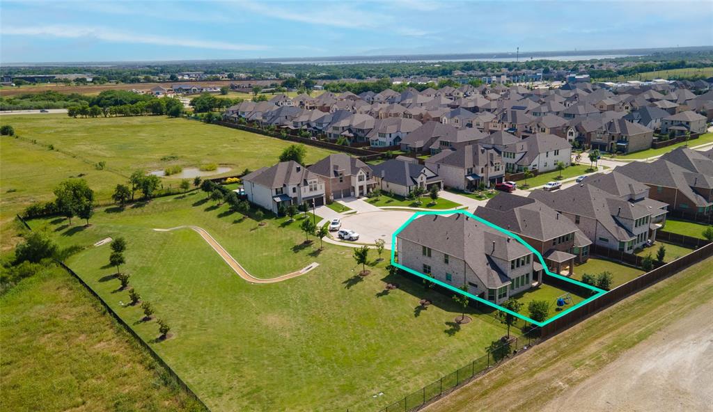 Falcon Place - Residential