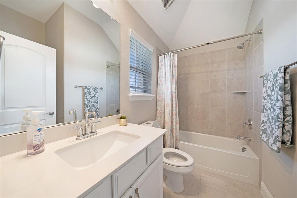 Falcon Place - Residential