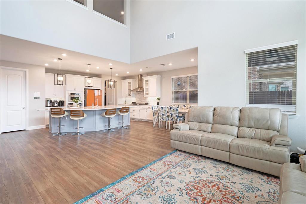 Falcon Place - Residential
