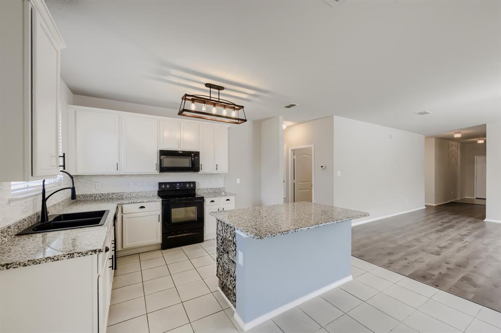 Lae Vista Ranch - Residential