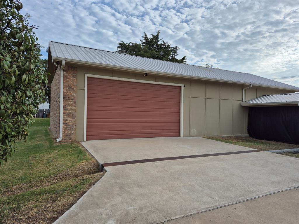 Crescent Oaks - Residential