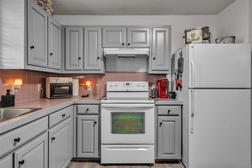 ACRES: 1.000 TRACT:25 ABST: A87 A87 T STEWART - Residential