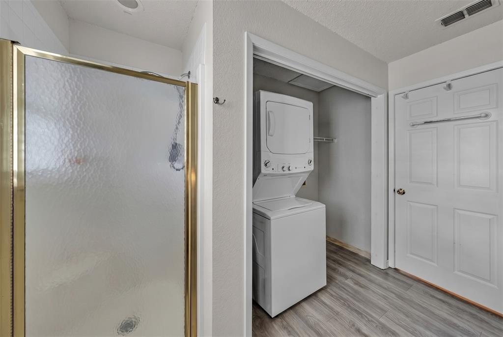 ACRES: 1.000 TRACT:25 ABST: A87 A87 T STEWART - Residential
