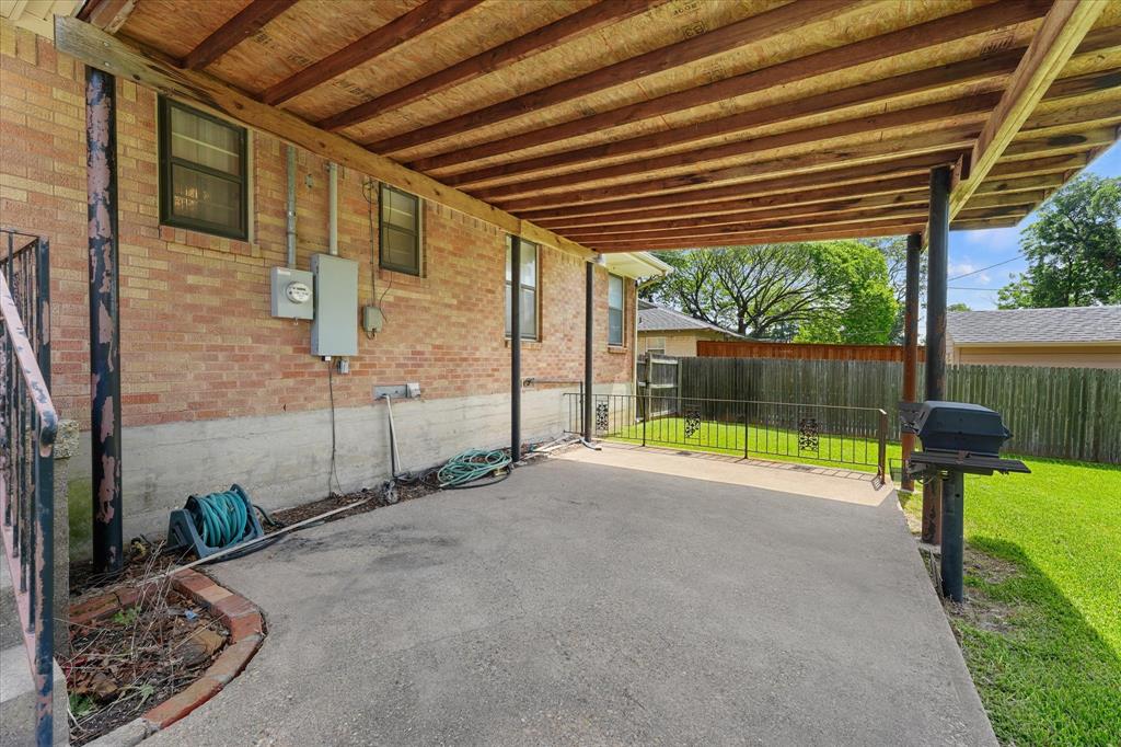 Lake Terrace - Residential
