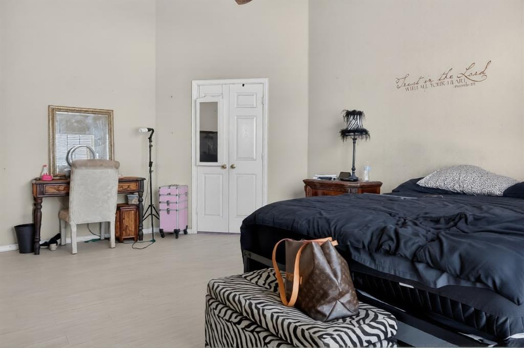 Park Chase - Residential