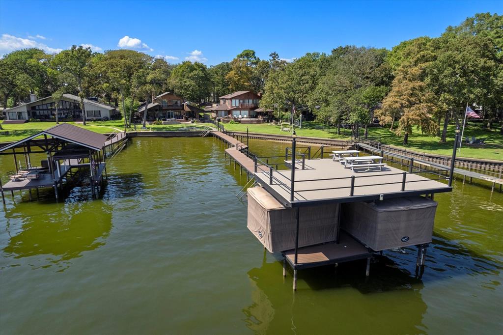 Deer Island Estate - Residential