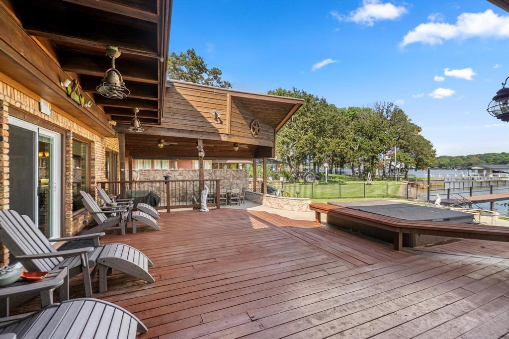 Deer Island Estate - Residential