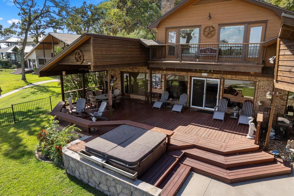 Deer Island Estate - Residential
