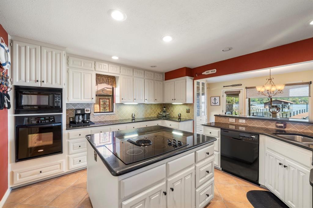 Deer Island Estate - Residential