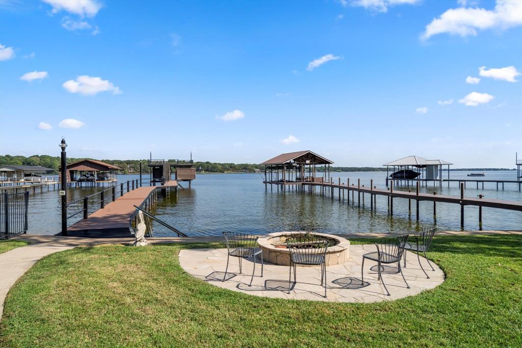 Deer Island Estate - Residential