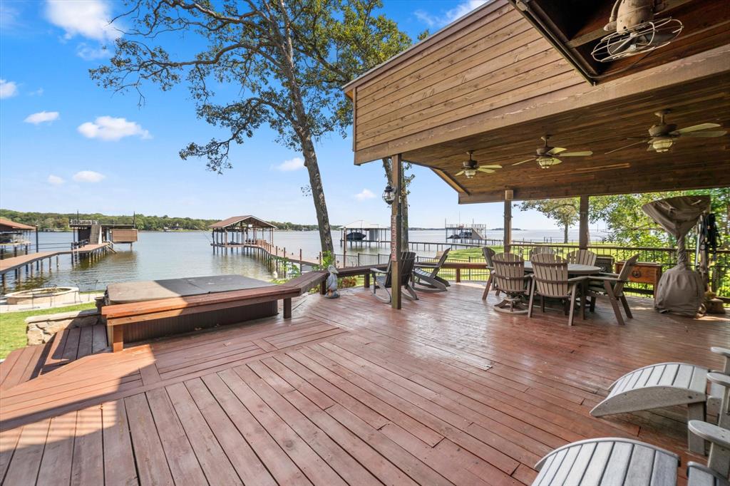 Deer Island Estate - Residential