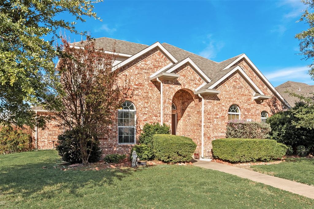 Corner lot with easy I35 access for a quick commute to the DFW Metroplex. The first floor includes the main living area, two dining areas, dedicated office, primary bedroom with an ensuite bathroom, plus two secondary bedrooms and a full guest bath. The kitchen features a walk-in pantry, 42 inch cabinets & an electric smooth top range as well as a new dishwasher installed in November 2025. The upper level provides a versatile game room, the ensuite 4th bedroom and includes the 3rd full bathroom, ideal for guests or multi-generational living potential. Backyard with covered back patio. Home is complete with gutters and a full yard sprinkler system.