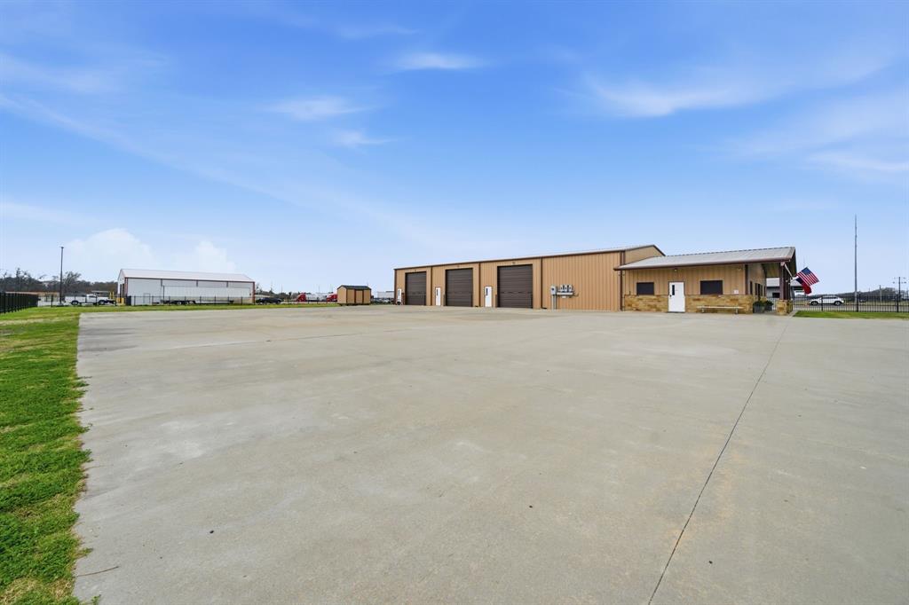 Cash Bus Park Ph 1 - Commercial Sale