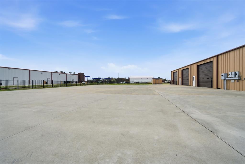 Cash Bus Park Ph 1 - Commercial Sale