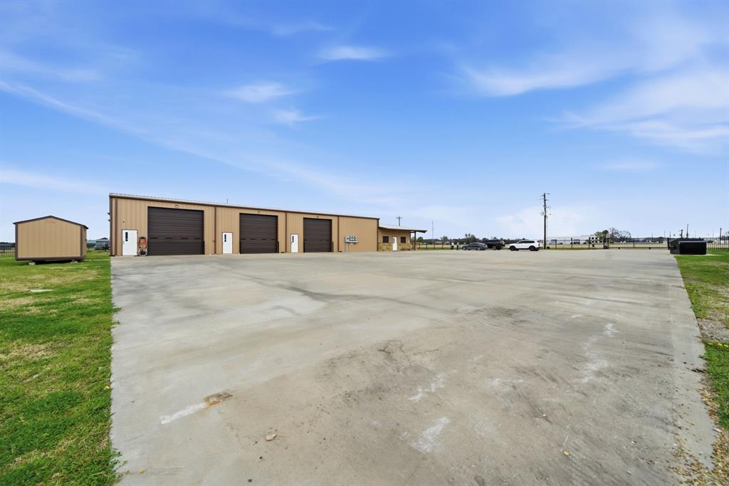 Cash Bus Park Ph 1 - Commercial Sale