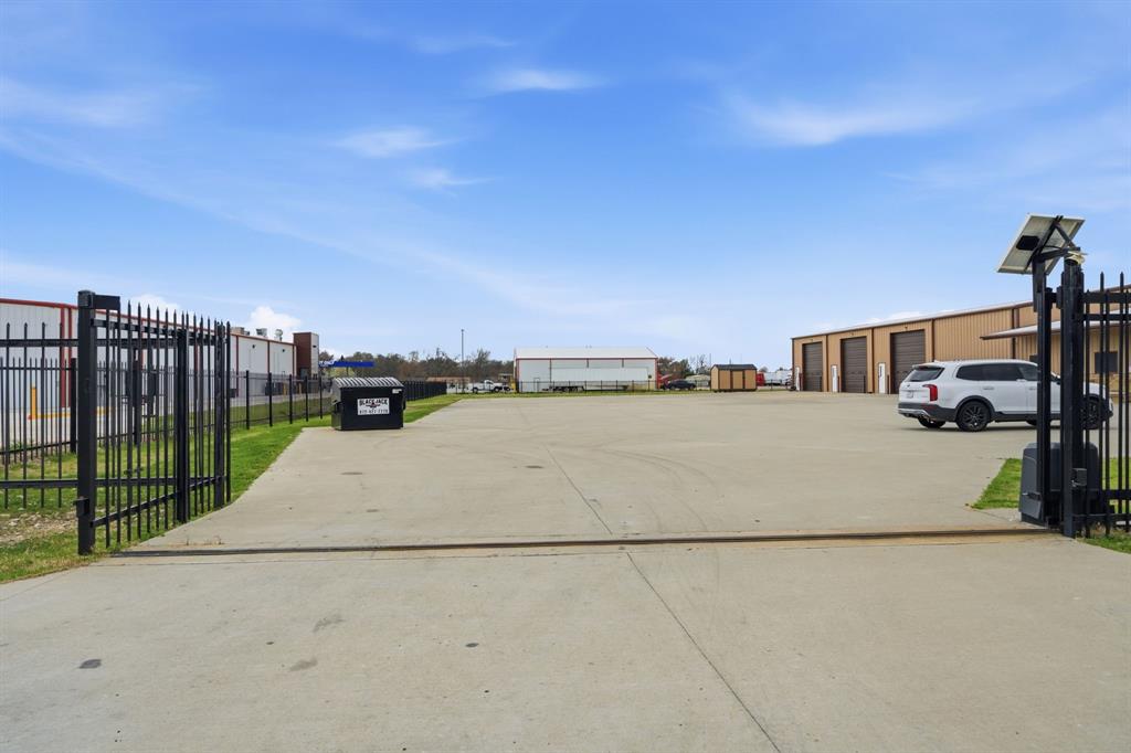 Cash Bus Park Ph 1 - Commercial Sale