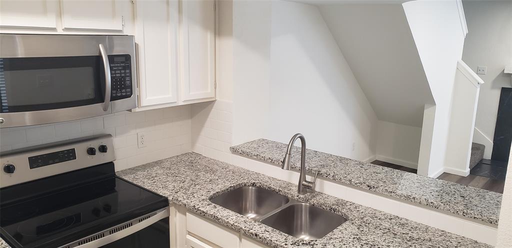 Arlington Oaks Condo - Residential