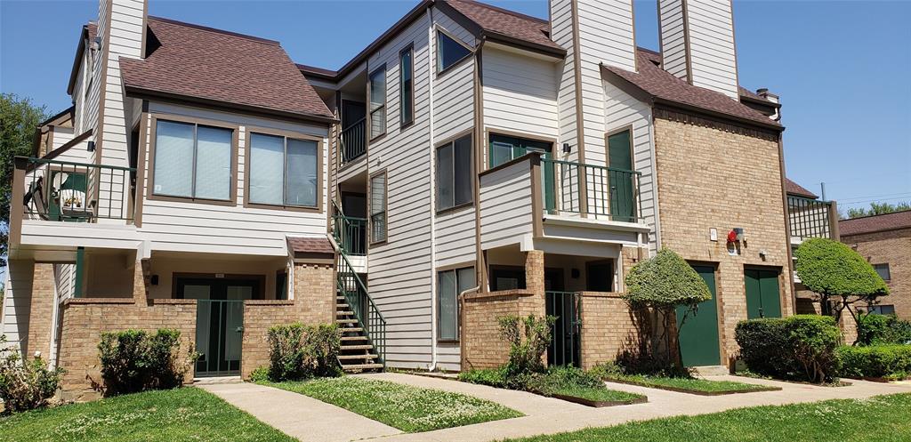 Arlington Oaks Condo - Residential