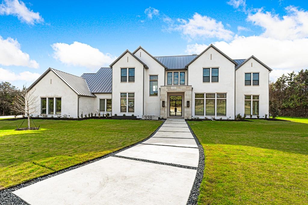 Privately tucked away on a 1+ acre cul-de-sac lot, this George Welch custom home is primely located in the heart of Heath. The home includes white oak hardwoods, tremendous natural light, dedicated library, gym, bonus room, oversized laundry room that includes a homework area and dog washing station, multiple reading nooks, oversized 4-car garage as well a 46,000 gal pool with outdoor kitchen and living.
