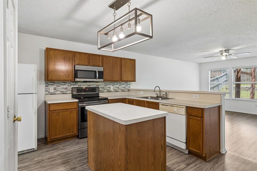 Oak Hollow Estates Ph 1 - Residential