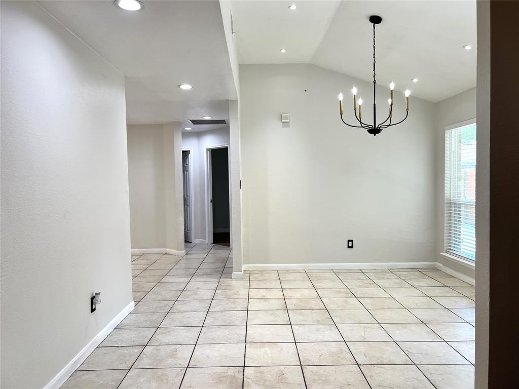Casa Loma Estates Rep - Residential Lease
