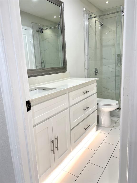 Casa Loma Estates Rep - Residential Lease